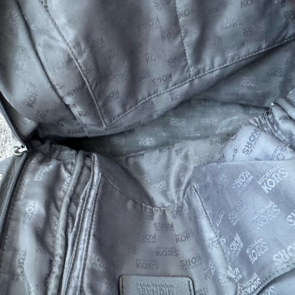 Michael Kors Leather Backpack + Wallet Set Gray - Picture 10 of 14